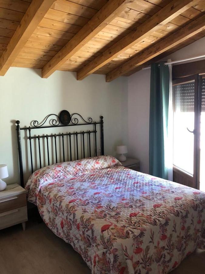 Casa Rural Los 7 Pinos De Gredos Navarredonda Esterno foto