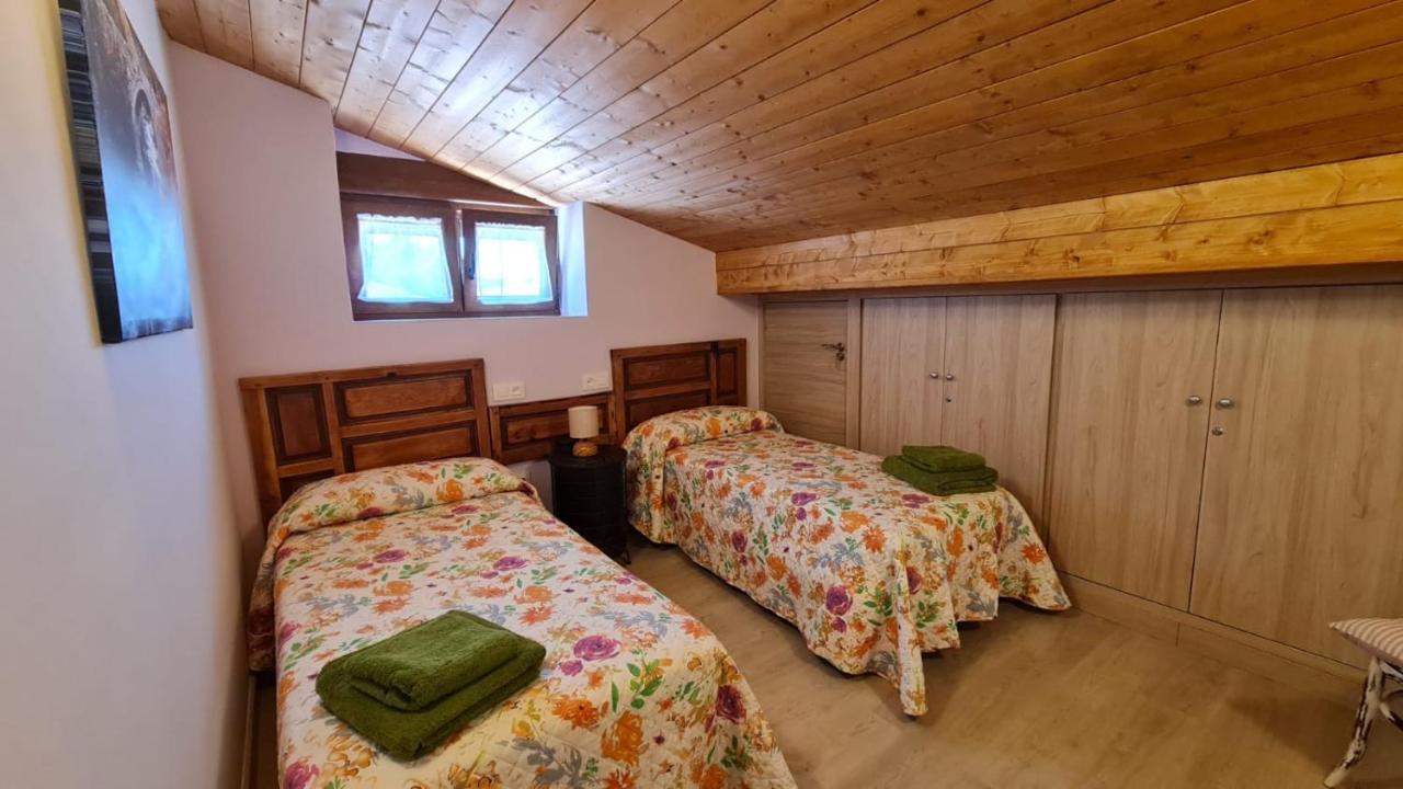 Casa Rural Los 7 Pinos De Gredos Navarredonda Esterno foto
